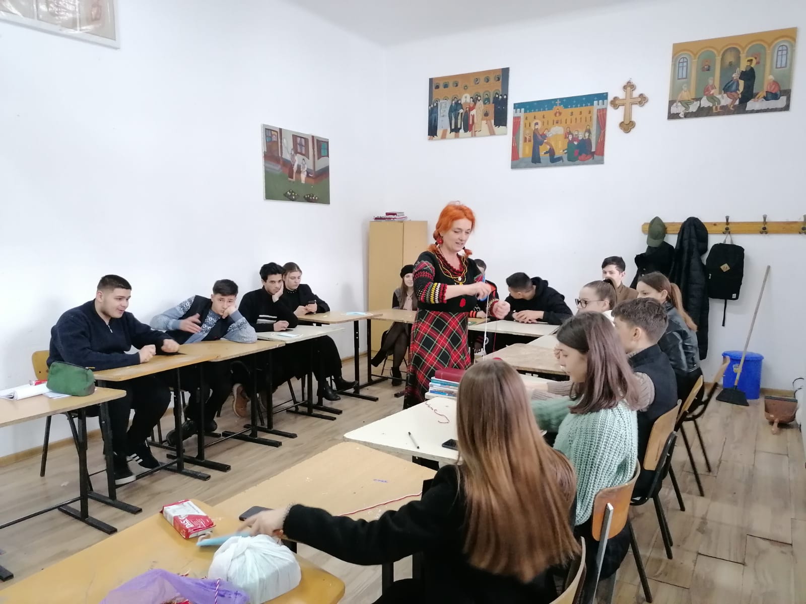 Elevii de la Patrimoniu promovează tradiții românești