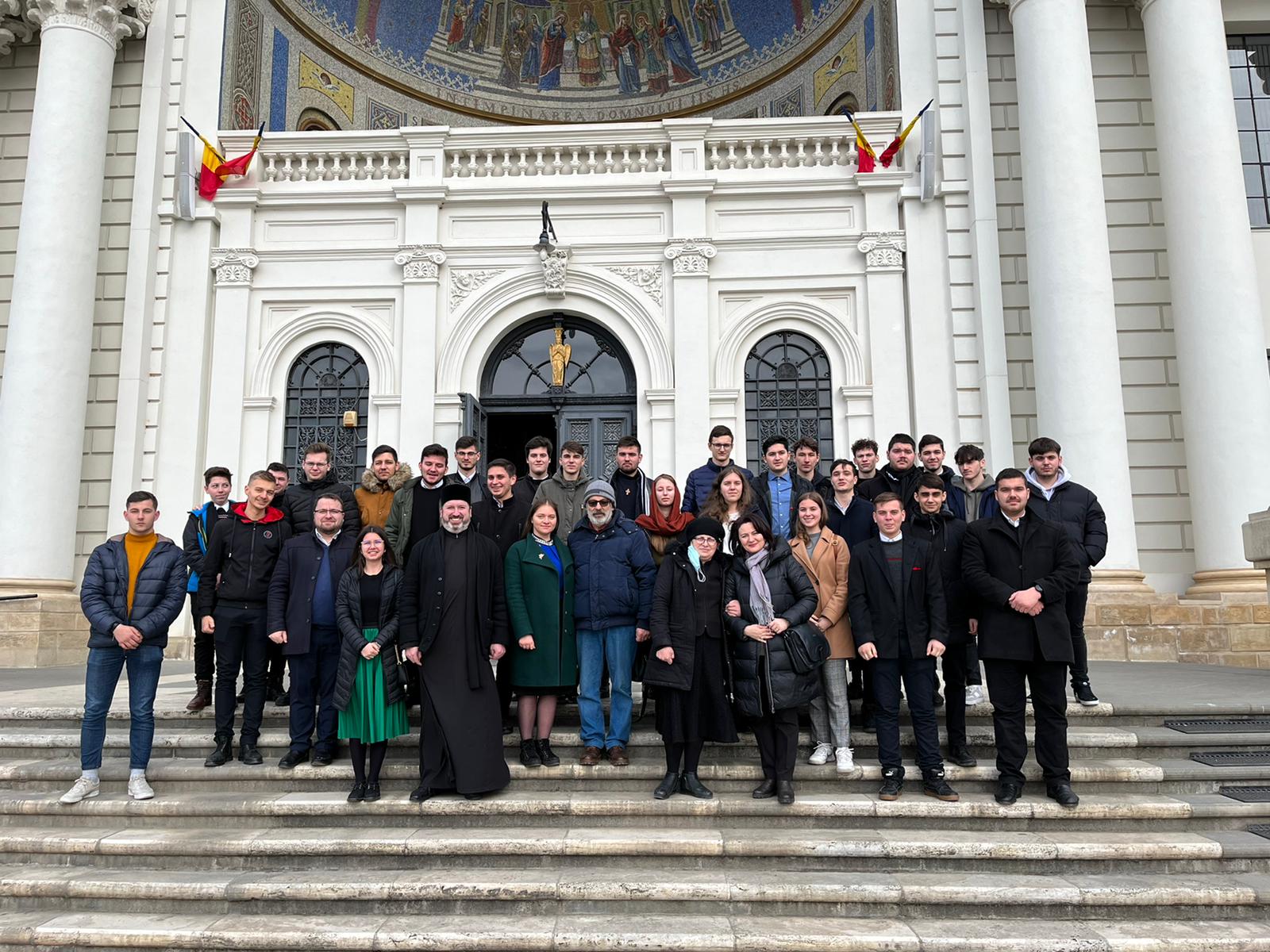 Elevi seminariști nemțeni, oaspeți ai Facultății de Teologie „Dumitru Stăniloae” din Iași