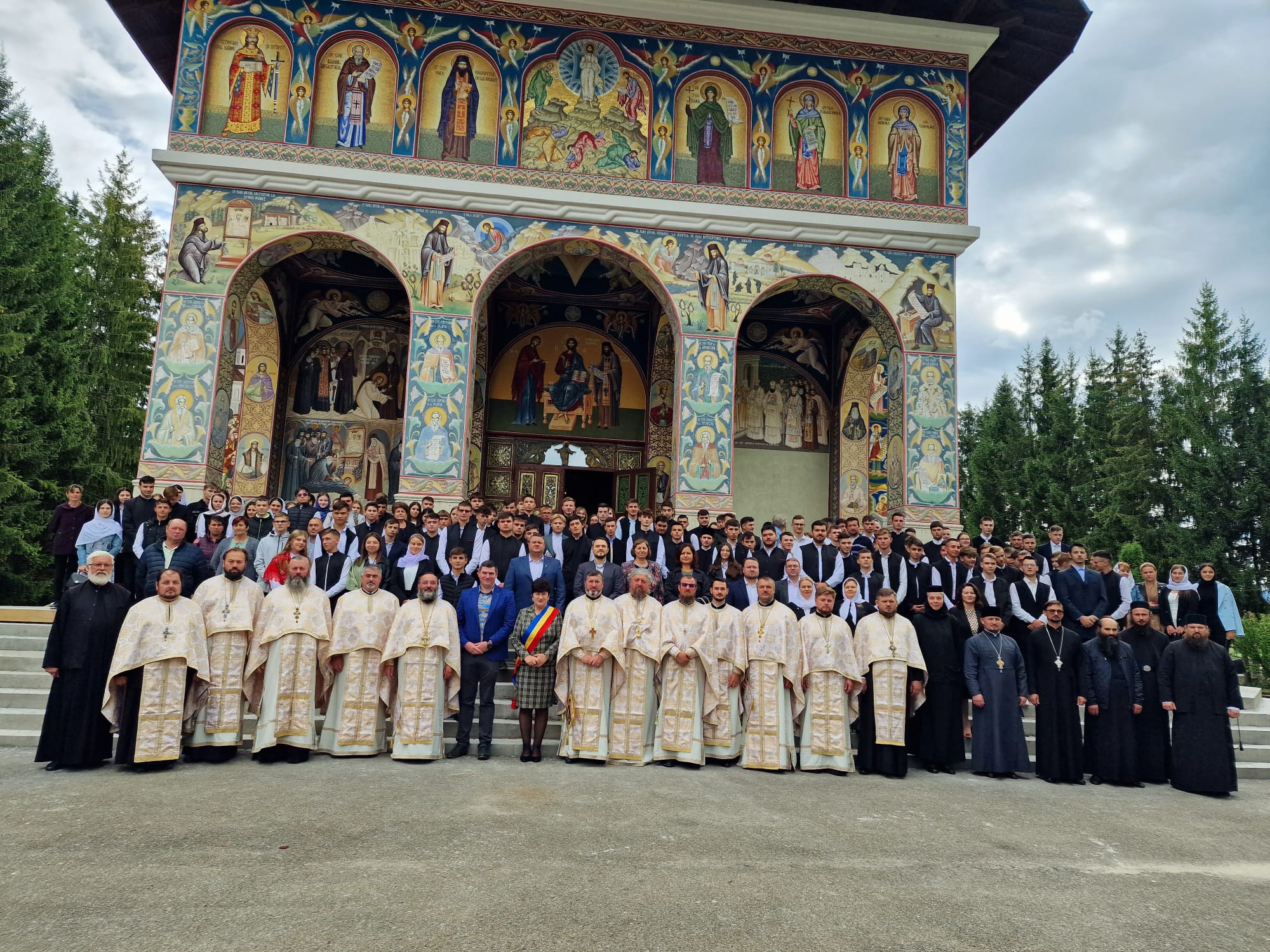 Manifestări prilejuite de începerea noului an școlar la Seminarul Teologic Ortodox „Veniamin Costachi” de la Mănăstirea Neamț
