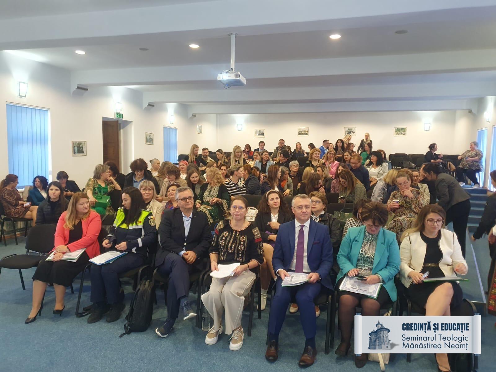 Simpozion județean „Promovarea stării de bine în mediul școlar și favorizarea coeziunii comunității școlare” la Seminarul Teologic Ortodox „Veniamin Costachi”